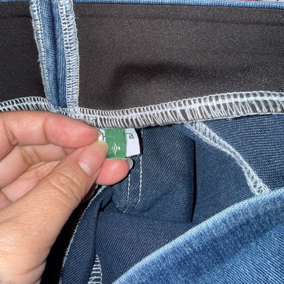 Halara Flex High Waisted Stripe Wide Leg Jeans with Pockets (read desp) - Picture 6 of 6